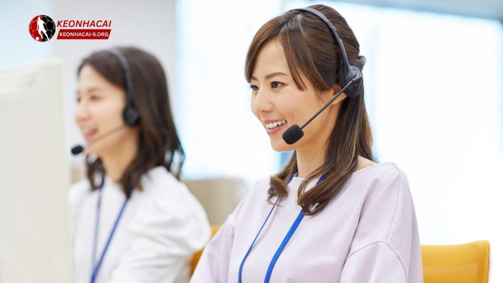 Liên hệ với đội ngũ chăm sóc khách hàng của KEONHACAI qua đường dây nóng